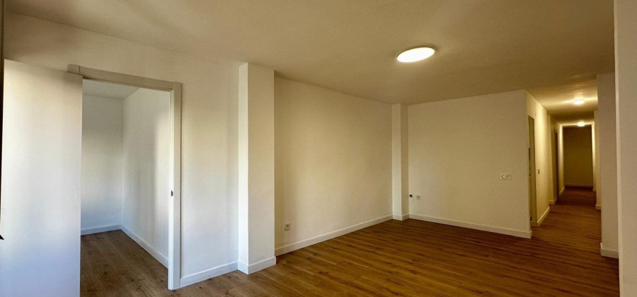 Torrevieja, Alicante, 3 Bedrooms Bedrooms, ,2 BathroomsBathrooms,Apartment,Resale,0,75632167641384560