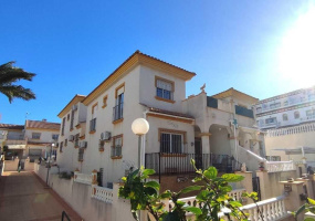 Orihuela Costa, Alicante, 3 Bedrooms Bedrooms, ,2 BathroomsBathrooms,Townhouse,Resale,0,75632168666704704