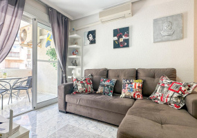 Torrevieja, Alicante, 2 Bedrooms Bedrooms, ,1 BathroomBathrooms,Apartment,Resale,0,75632168717505120