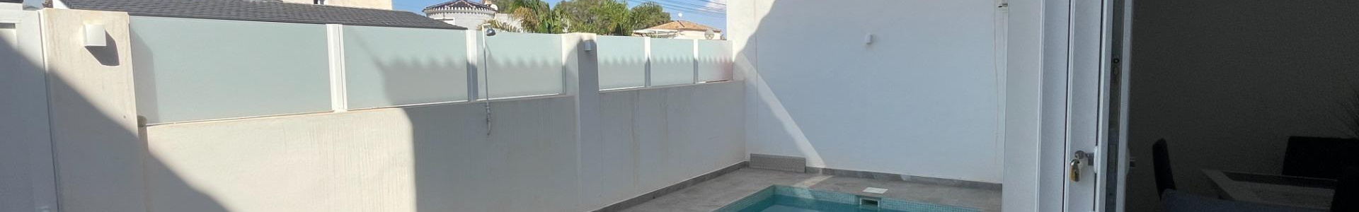 Cabo Roig, Alicante, 3 Bedrooms Bedrooms, ,1 BathroomBathrooms,Bungalow,Resale,0,75632173520435584