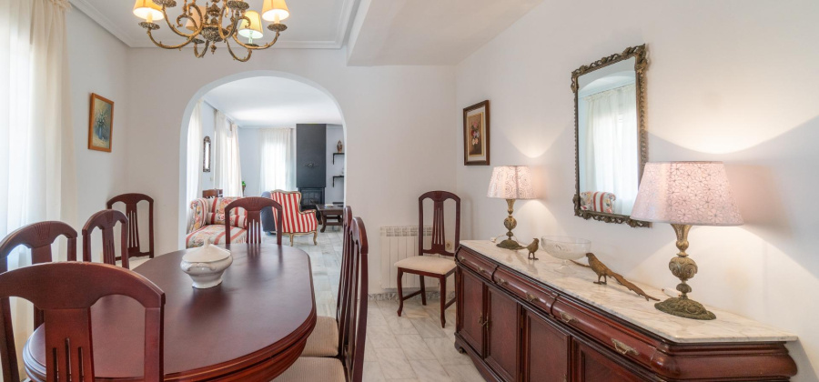 Torrevieja, Alicante, 4 Bedrooms Bedrooms, ,3 BathroomsBathrooms,Villa,Resale,0,75632173786126176
