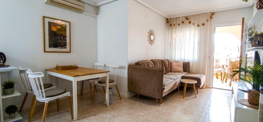 Torrevieja, Alicante, 2 Bedrooms Bedrooms, ,1 BathroomBathrooms,Bungalow,Resale,0,75632177170052720