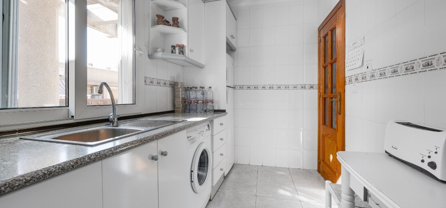 Torrevieja, Alicante, 2 Bedrooms Bedrooms, ,2 BathroomsBathrooms,Apartment,Resale,0,75632212393546704