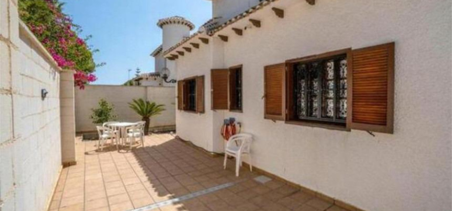Orihuela Costa, Alicante, 4 Bedrooms Bedrooms, ,2 BathroomsBathrooms,Townhouse,Resale,0,75632217288190608