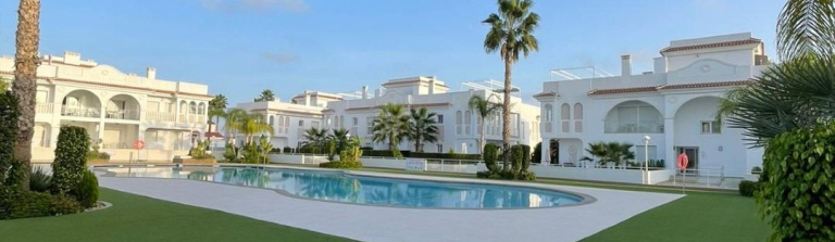 Ciudad Quesada, Alicante, 2 Bedrooms Bedrooms, ,2 BathroomsBathrooms,Bungalow,Resale,0,75632219437716896