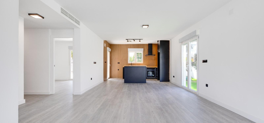 Torrevieja, Alicante, 4 Bedrooms Bedrooms, ,3 BathroomsBathrooms,Villa,Resale,0,75632223457886864
