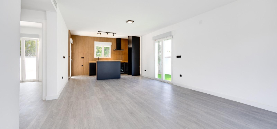 Torrevieja, Alicante, 4 Bedrooms Bedrooms, ,3 BathroomsBathrooms,Villa,Resale,0,75632223457886864