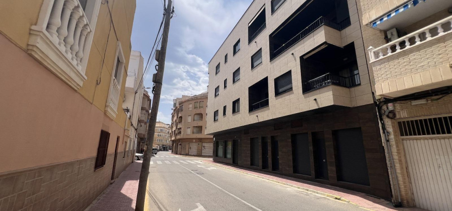 Torrevieja, Alicante, 2 Bedrooms Bedrooms, ,1 BathroomBathrooms,Apartment,Resale,0,75632227724022720