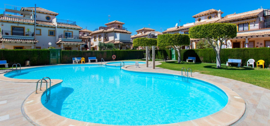 Orihuela, Alicante, 2 Bedrooms Bedrooms, ,1 BathroomBathrooms,Bungalow,Resale,0,75632228238459776