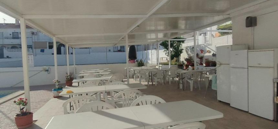 Torrevieja, Alicante, 2 Bedrooms Bedrooms, ,2 BathroomsBathrooms,Villa,Resale,0,75632233104979360