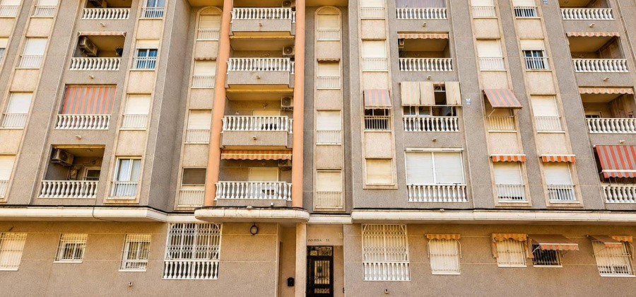 Torrevieja, Alicante, 2 Bedrooms Bedrooms, ,1 BathroomBathrooms,Apartment,Resale,0,75632234351970928