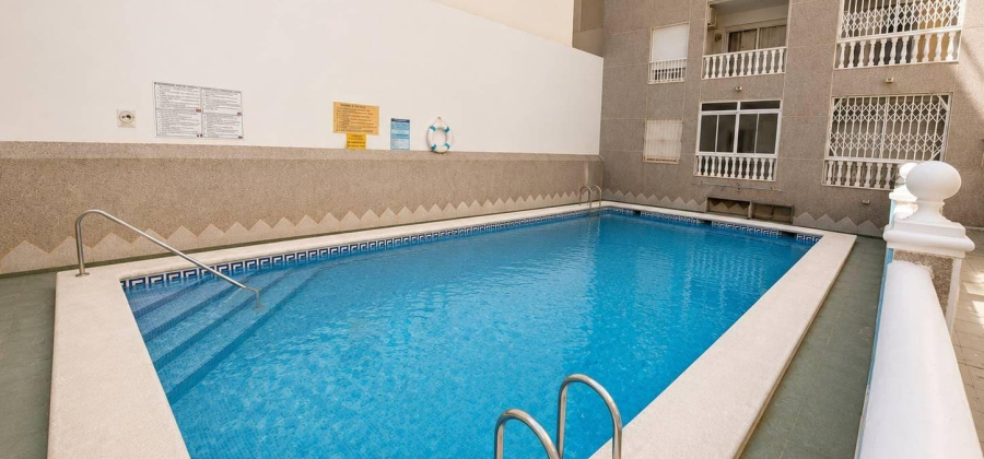 Torrevieja, Alicante, 2 Bedrooms Bedrooms, ,1 BathroomBathrooms,Apartment,Resale,0,75632234351970928