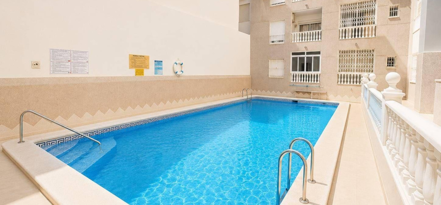 Torrevieja, Alicante, 2 Bedrooms Bedrooms, ,1 BathroomBathrooms,Apartment,Resale,0,75632234351970928