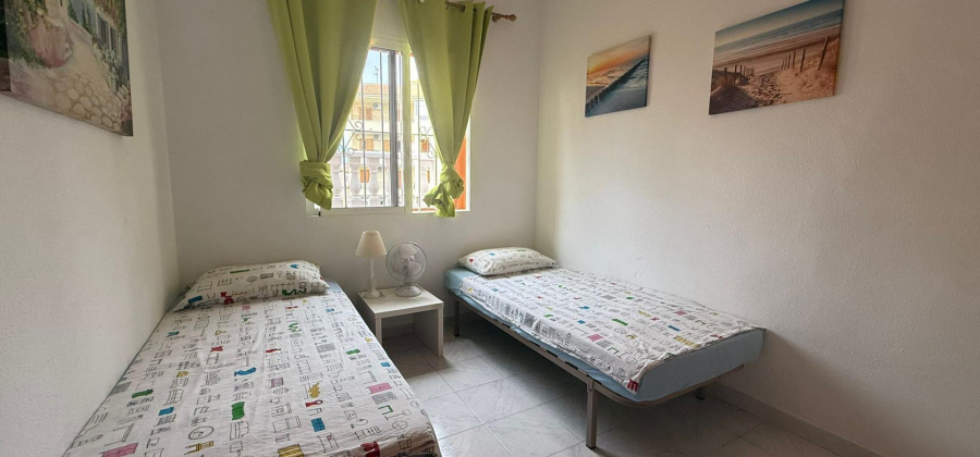 Torrevieja, Alicante, 2 Bedrooms Bedrooms, ,2 BathroomsBathrooms,Villa,Resale,0,75632236314646720