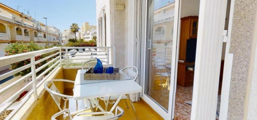 Torrevieja, Alicante, 2 Bedrooms Bedrooms, ,1 BathroomBathrooms,Apartment,Resale,0,75632244890891360