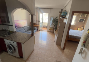 Torrevieja, Alicante, 2 Bedrooms Bedrooms, ,1 BathroomBathrooms,Apartment,Resale,0,75632279224624736