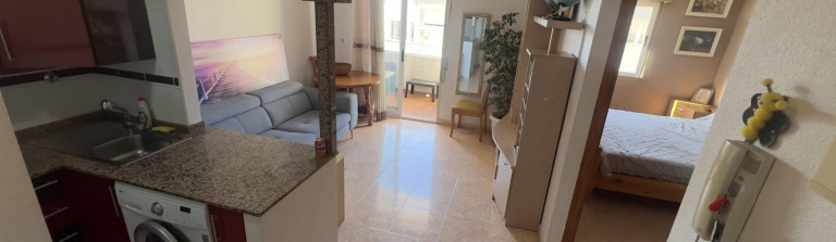 Torrevieja, Alicante, 2 Bedrooms Bedrooms, ,1 BathroomBathrooms,Apartment,Resale,0,75632279224624736