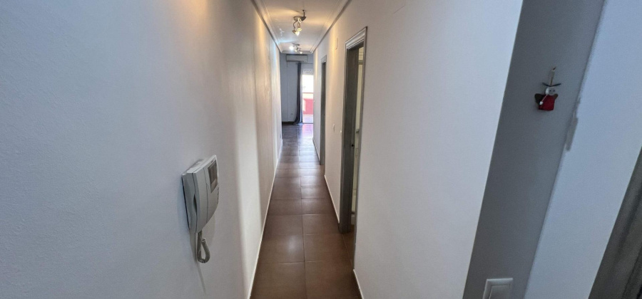 Torrevieja, Alicante, 2 Bedrooms Bedrooms, ,1 BathroomBathrooms,Apartment,Resale,0,75632279532717888
