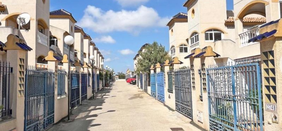 Guardamar del Segura, Alicante, 2 Bedrooms Bedrooms, ,1 BathroomBathrooms,Townhouse,Resale,0,75632357430413232