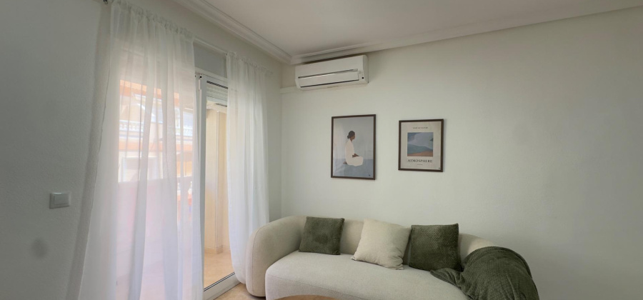 Torrevieja, Alicante, 2 Bedrooms Bedrooms, ,1 BathroomBathrooms,Apartment,Resale,0,75632374478123872