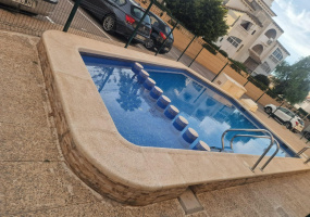 Torrevieja, Alicante, 2 Bedrooms Bedrooms, ,1 BathroomBathrooms,Apartment,Resale,0,75632383144604288