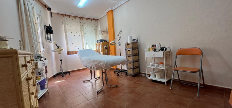 Torrevieja, Alicante, 2 Bedrooms Bedrooms, ,1 BathroomBathrooms,Apartment,Resale,0,75632509031266512