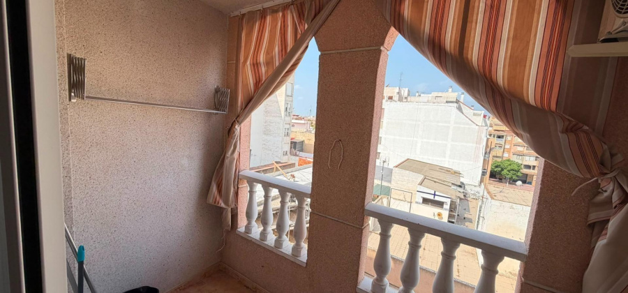Torrevieja, Alicante, 2 Bedrooms Bedrooms, ,1 BathroomBathrooms,Apartment,Resale,0,7563279073301424
