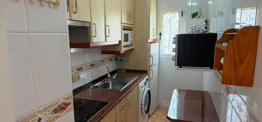 Torrevieja, Alicante, 2 Bedrooms Bedrooms, ,1 BathroomBathrooms,Apartment,Resale,0,7563279073301424