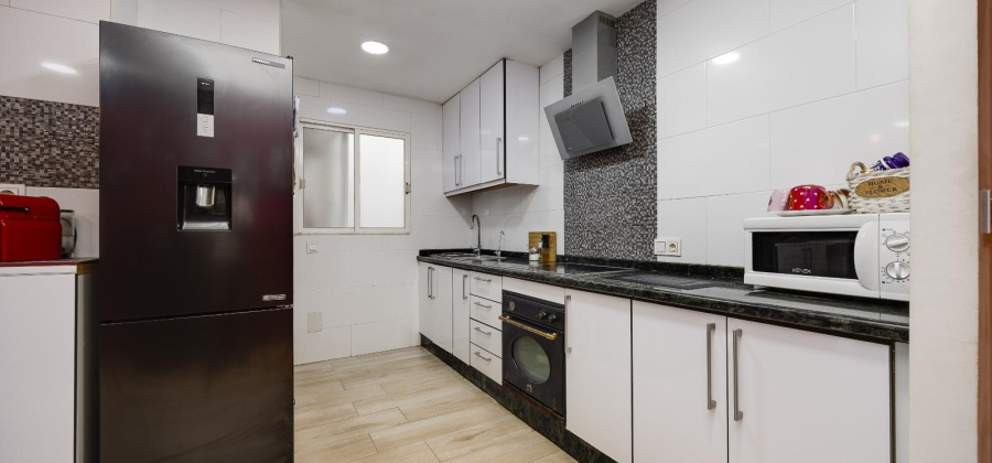 Torrevieja, Alicante, 3 Bedrooms Bedrooms, ,1 BathroomBathrooms,Apartment,Resale,0,75632138581097088
