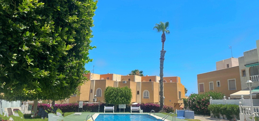 Torrevieja, Alicante, 1 Bedroom Bedrooms, ,1 BathroomBathrooms,Bungalow,Resale,0,75632143883671904