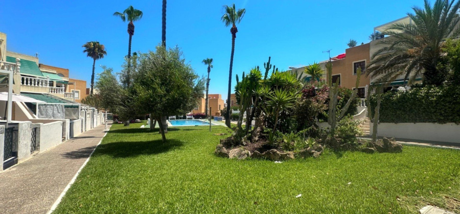 Torrevieja, Alicante, 1 Bedroom Bedrooms, ,1 BathroomBathrooms,Bungalow,Resale,0,75632143883671904