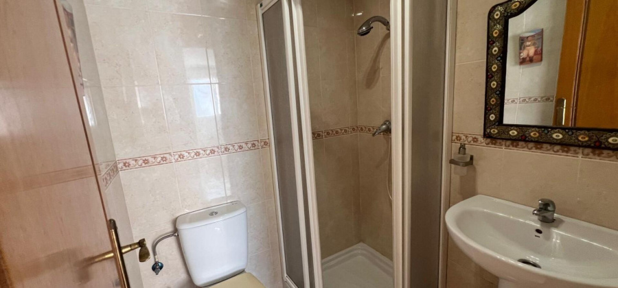 Torrevieja, Alicante, 2 Bedrooms Bedrooms, ,1 BathroomBathrooms,Apartment,Resale,0,75632142143145120