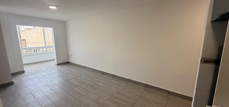 Torrevieja, Alicante, 2 Bedrooms Bedrooms, ,1 BathroomBathrooms,Apartment,Resale,0,75632143903705696