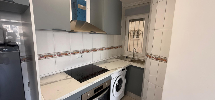 Torrevieja, Alicante, 2 Bedrooms Bedrooms, ,1 BathroomBathrooms,Apartment,Resale,0,75632143903705696