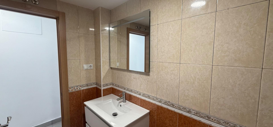 Torrevieja, Alicante, 2 Bedrooms Bedrooms, ,1 BathroomBathrooms,Apartment,Resale,0,75632143903705696