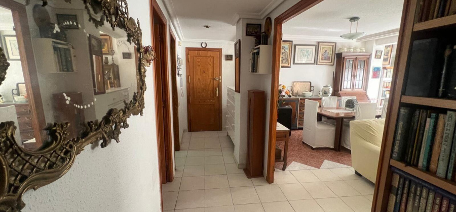 Torrevieja, Alicante, 3 Bedrooms Bedrooms, ,1 BathroomBathrooms,Apartment,Resale,0,75632233895588944