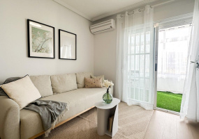Orihuela Costa, Alicante, 2 Bedrooms Bedrooms, ,1 BathroomBathrooms,Apartment,Resale,0,75632225488897456 Orihuela Costa, Alicante, 2 Bedrooms Bedrooms, ,1 BathroomBathrooms,Apartment,Resale,0,75632225488897456