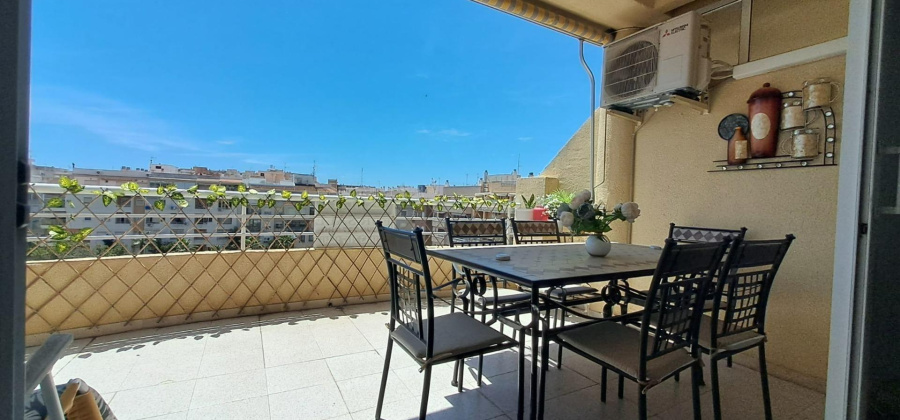 Torrevieja, Alicante, 2 Bedrooms Bedrooms, ,2 BathroomsBathrooms,Apartment,Resale,0,75632281357153664