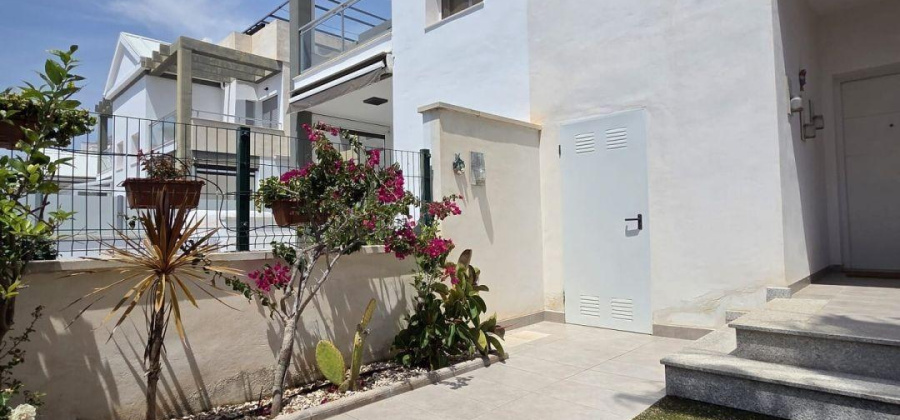 Orihuela Costa, Alicante, 3 Bedrooms Bedrooms, ,2 BathroomsBathrooms,Townhouse,Resale,0,7563269262812294