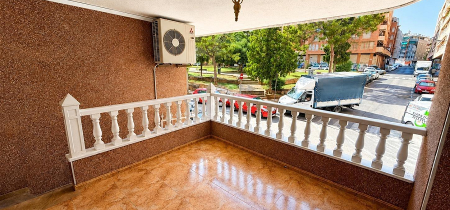 Torrevieja, Alicante, 3 Bedrooms Bedrooms, ,2 BathroomsBathrooms,Apartment,Resale,0,7563270331648167