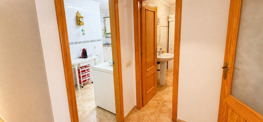 Torrevieja, Alicante, 3 Bedrooms Bedrooms, ,2 BathroomsBathrooms,Apartment,Resale,0,7563270331648167
