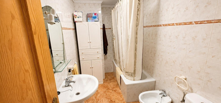 Torrevieja, Alicante, 3 Bedrooms Bedrooms, ,2 BathroomsBathrooms,Apartment,Resale,0,7563270331648167