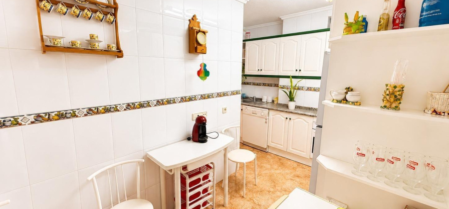 Torrevieja, Alicante, 3 Bedrooms Bedrooms, ,2 BathroomsBathrooms,Apartment,Resale,0,7563270331648167