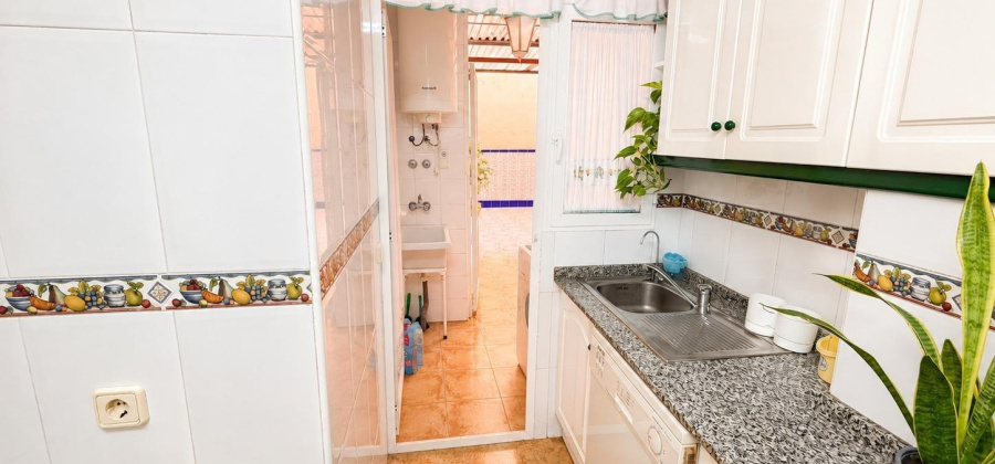 Torrevieja, Alicante, 3 Bedrooms Bedrooms, ,2 BathroomsBathrooms,Apartment,Resale,0,7563270331648167