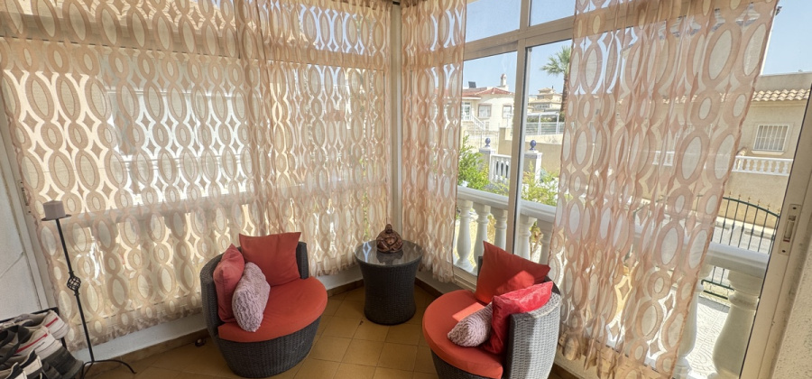 Villamartin, Alicante, 4 Bedrooms Bedrooms, ,2 BathroomsBathrooms,Villa,Resale,0,10318683861923704