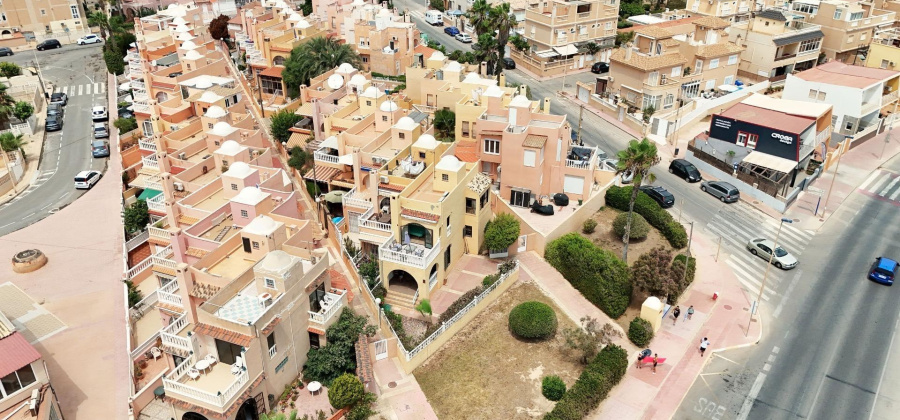 Torrevieja, Alicante, 2 Bedrooms Bedrooms, ,1 BathroomBathrooms,Townhouse,Resale,0,75632646553225408