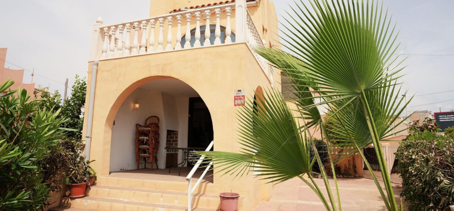 Torrevieja, Alicante, 2 Bedrooms Bedrooms, ,1 BathroomBathrooms,Townhouse,Resale,0,75632646553225408