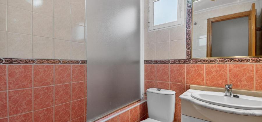 Torrevieja, Alicante, 2 Bedrooms Bedrooms, ,1 BathroomBathrooms,Apartment,Resale,0,75632228524870080