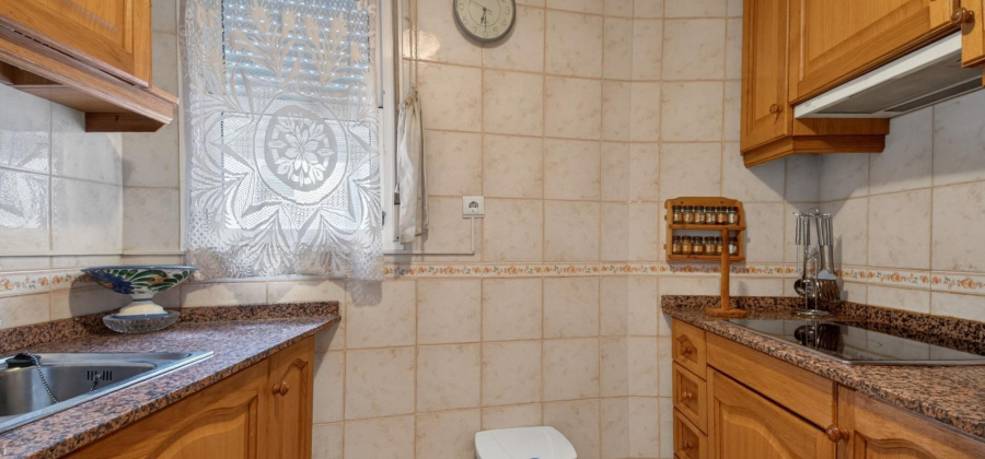 Torrevieja, Alicante, 2 Bedrooms Bedrooms, ,1 BathroomBathrooms,Apartment,Resale,0,75632228524870080