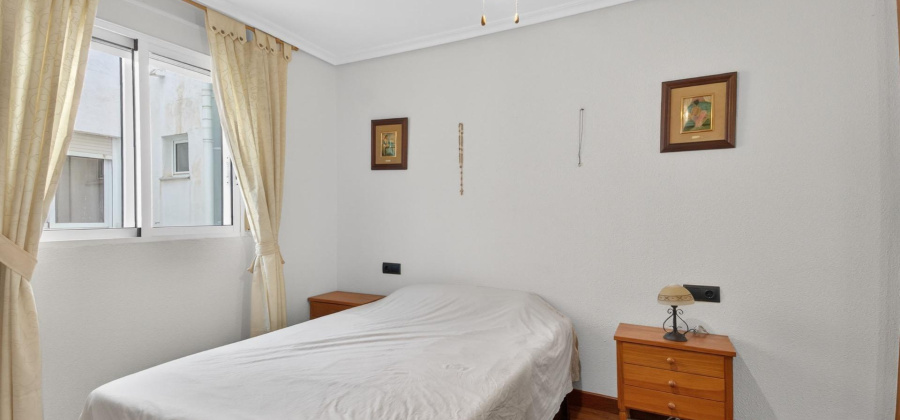 Torrevieja, Alicante, 2 Bedrooms Bedrooms, ,1 BathroomBathrooms,Apartment,Resale,0,75632228524870080